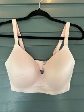 Victoria's Secret Light Pink Smooth Wireless T-Shirt Bra *Brand New